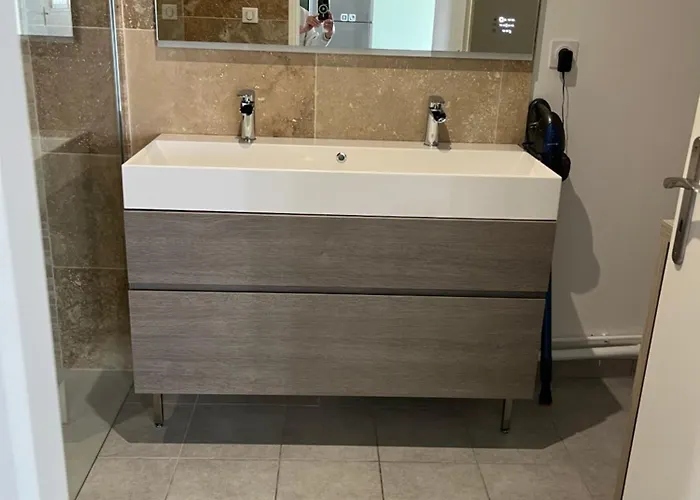 Le Rocher Classe Trois Etoiles, N1