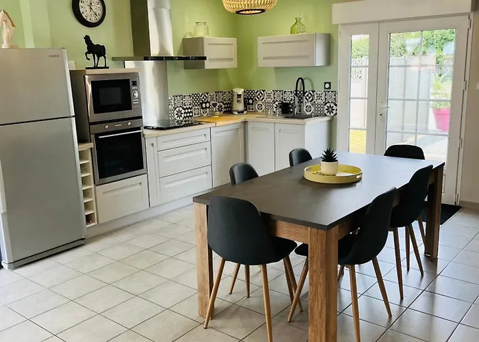 Le Rocher Classe Trois Etoiles, N1 Ferienhaus